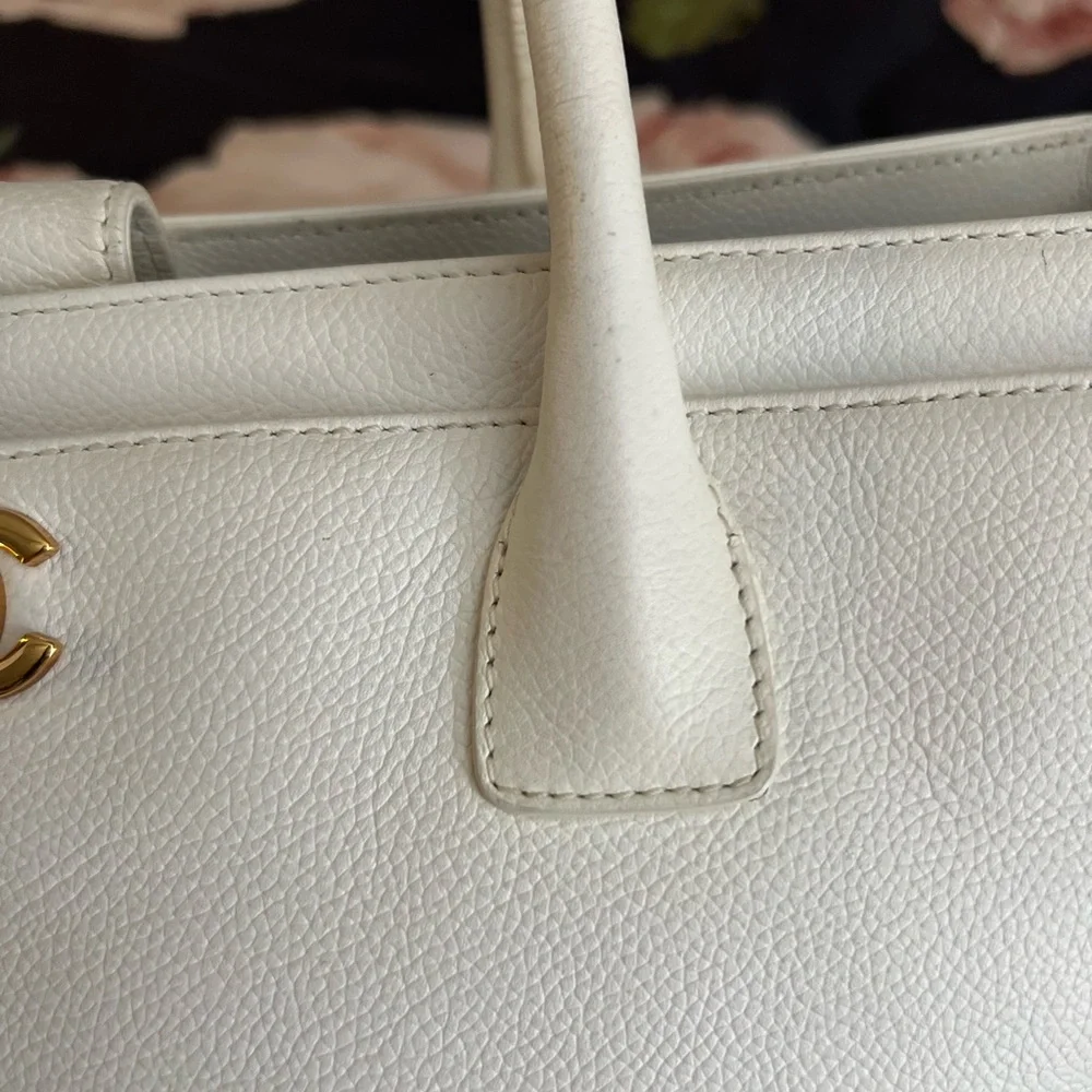 100% Authentic CHANEL Cerf Executive Tote Bag - Picture 11 of 15